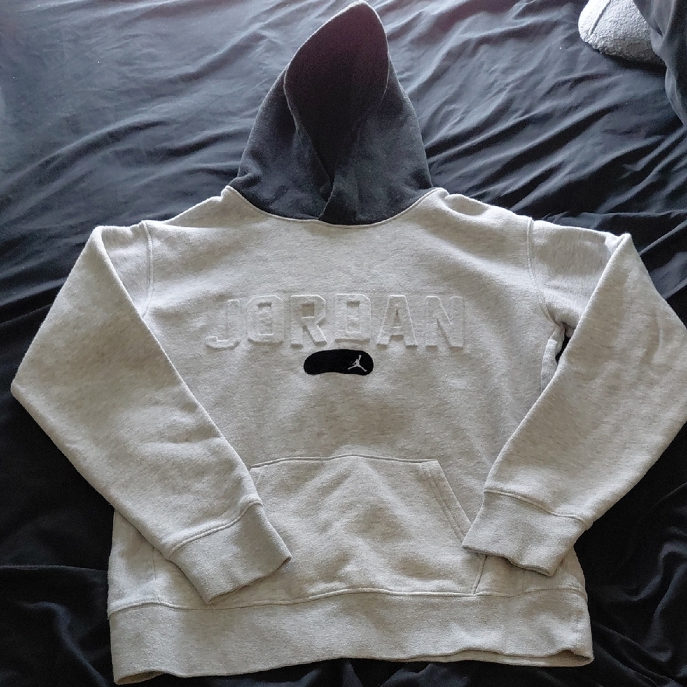 Jordan Two-Tone Hooded Pullover Sweatshirt in Light & Dark Gray